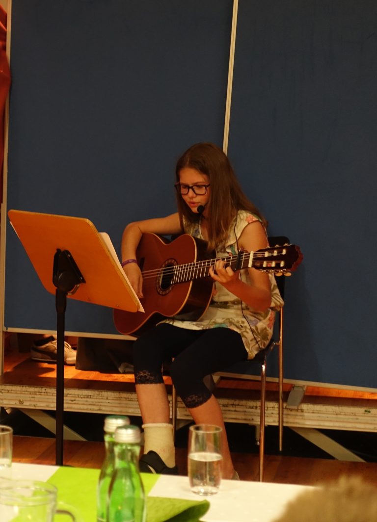 Auf einige musikalische Auftritte kann die Schlinserin ebenfalls zurückschauen. <span class="copyright">Lea schneider</span>