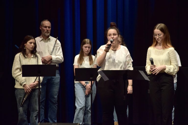 Auch Gesang war beim Konzert dabei.