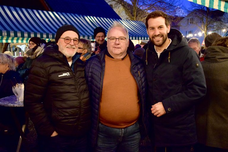 Von links: Gerd Muther, Klostervater Bertram Bolter und Bürgermeister Simon Tschann.