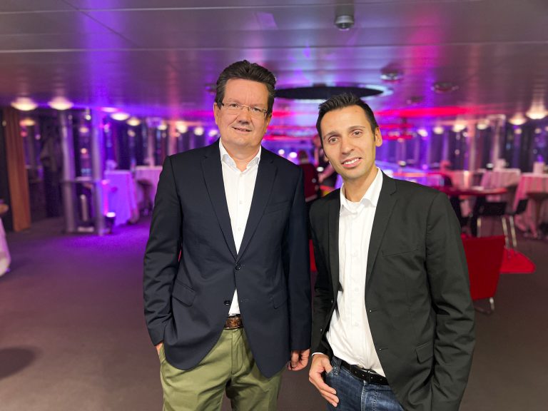Die Gastgeber Alexandro Rupp und Christian Stadler freuten sich über den riesigen Anklang beim Publikum.