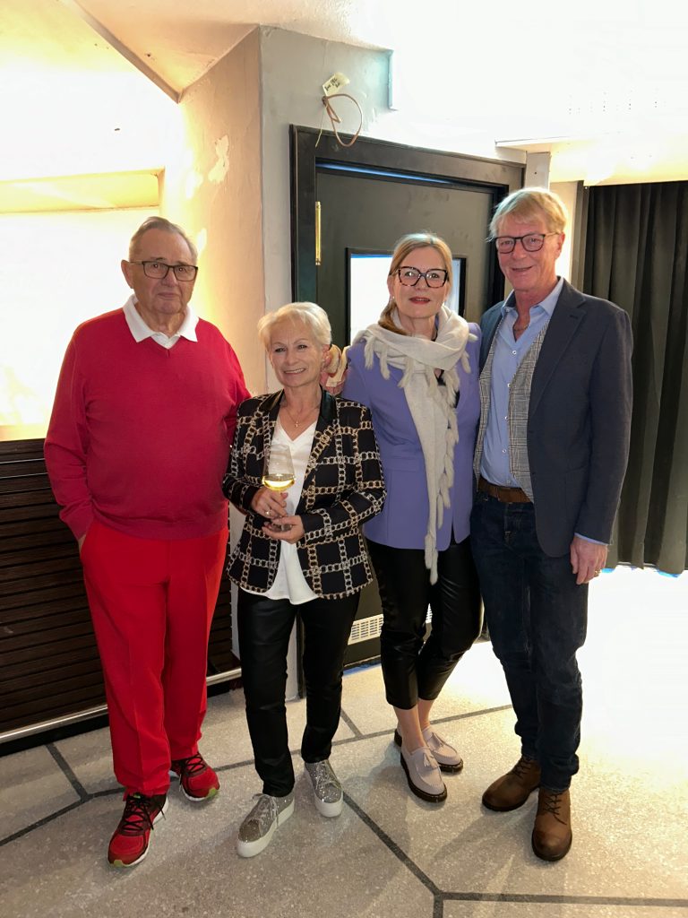 Otto und Christa Bischof sowie Astrid Bischof und Thomas Spiegel (von links). <span class="copyright">Lutz</span>