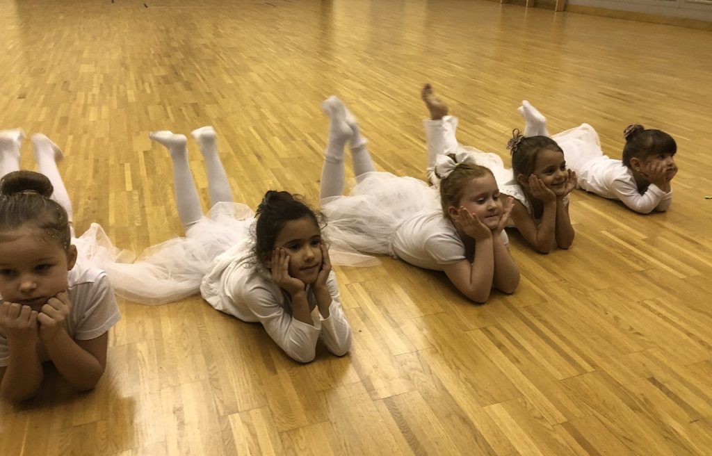 Rhythmische Gymnastik der TS Dornbirn mit zauberhafter Vorstellung