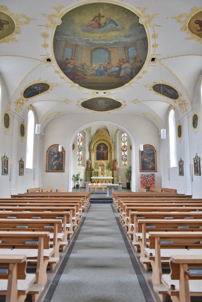 Unter dem Hochaltar ruht das Heilige Grab des seligen Diedo, einem einst in Andelsbuch lebenden Einsiedler.<span class="copyright"> rufre@lenz-nenning.at</span>