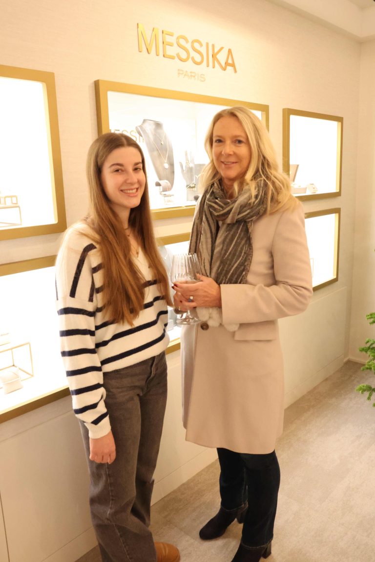 Isabelle Nachbauer mit ihrer Mutter Sonja.