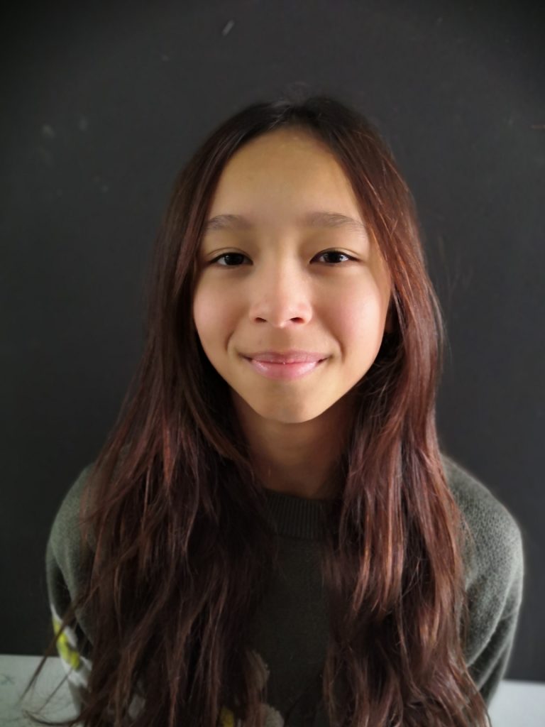 Mir gefiel der Zusammenhalt über beide Klassen hinweg so gut. Das Projekt war ein echter Erfolg, denn wir erhielten auch aus anderen Klassen und von nicht beteiligten Schülern positive Rückmeldungen. <em>Marissa, Schülerin der Klasse 3d</em>