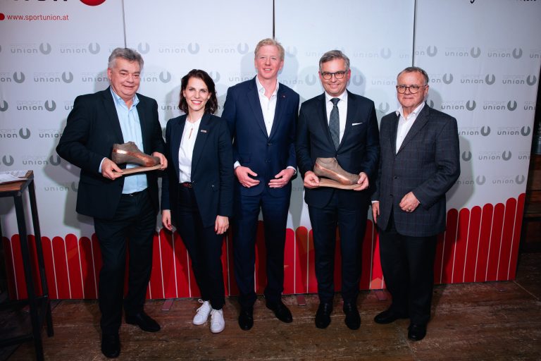 Geballte Politprominenz bei der Verleihung des Liese-Prokop-Schuhs der Sportunion. <span class="copyright">Sportunion/Jordan</span>