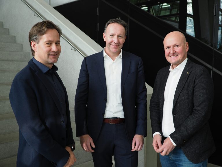 Jürgen Pichler (l.) sowie Gerhard Gassner und Alexander Klimmer (Doppelmayr).
