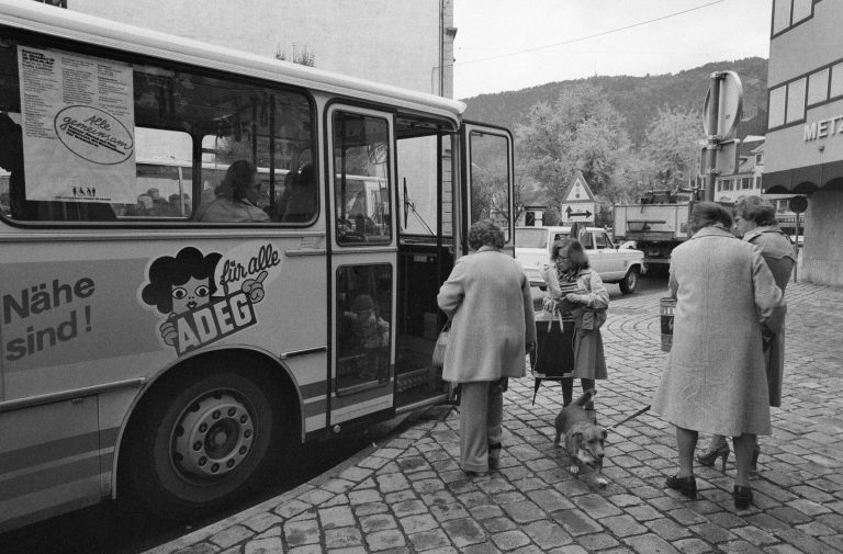 Die Metzgerei Rimmele gibt es seit rund 100 Jahren. Das Bild stammt aus dem Jahr 1981. Die Metzgerei ist ganz rechts im Bild zu sehen. <span class="copyright">volare</span>