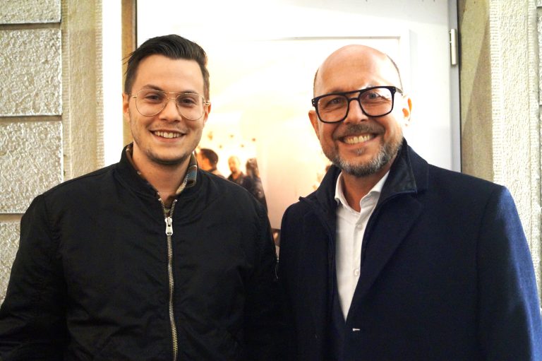 Valentin Fetz und Bürgermeister Michael Ritsch waren gespannt auf das Ergebnis es Umbaus.