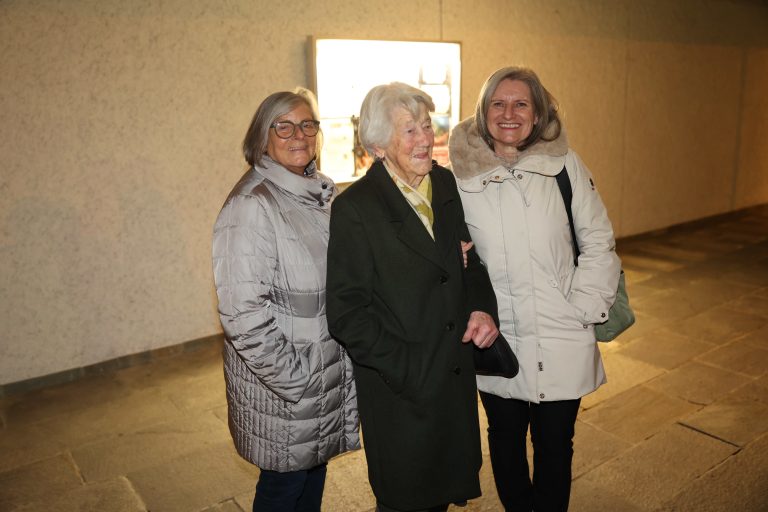 Reinelde Wöß, Musikermama Zita und Veronika Breuss.