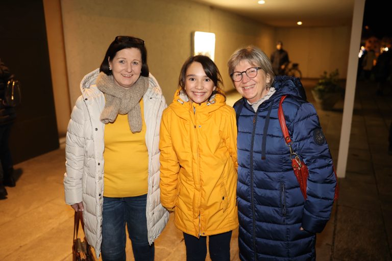 Margit Matt, Matilda Knobel-Flores und ihre Oma Erika Knobel.