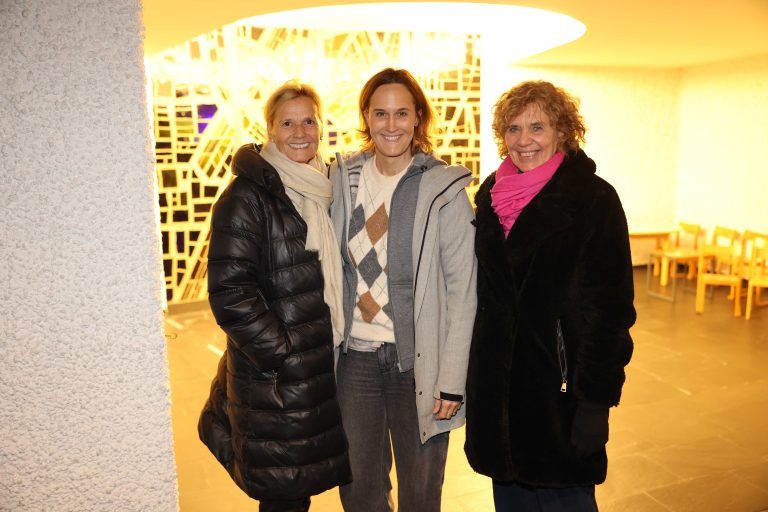 Fan-Club: Doris Matt, Kathrin Ludescher und Lisi Kugler.
