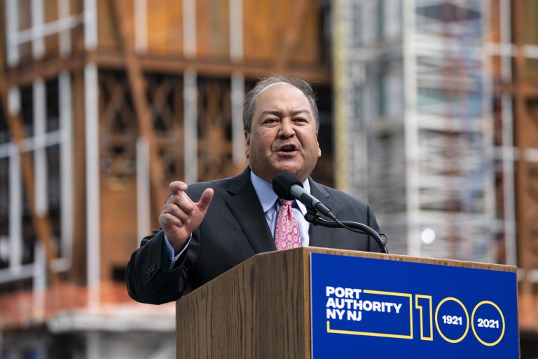 Kevin O'Toole, Vorsitzender der Port Authority. <span class="copyright">ap</span>