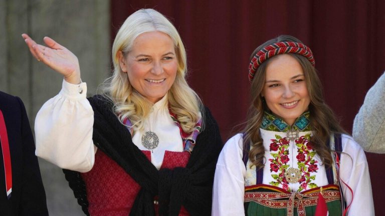 Am 19. August wird Kronprinzessin Mette-Marit von Norwegen 50 Jahre jung. Krankheitsbedingt lebt sie abseits der Öffentlichkeit ein bescheidenes Leben. APA