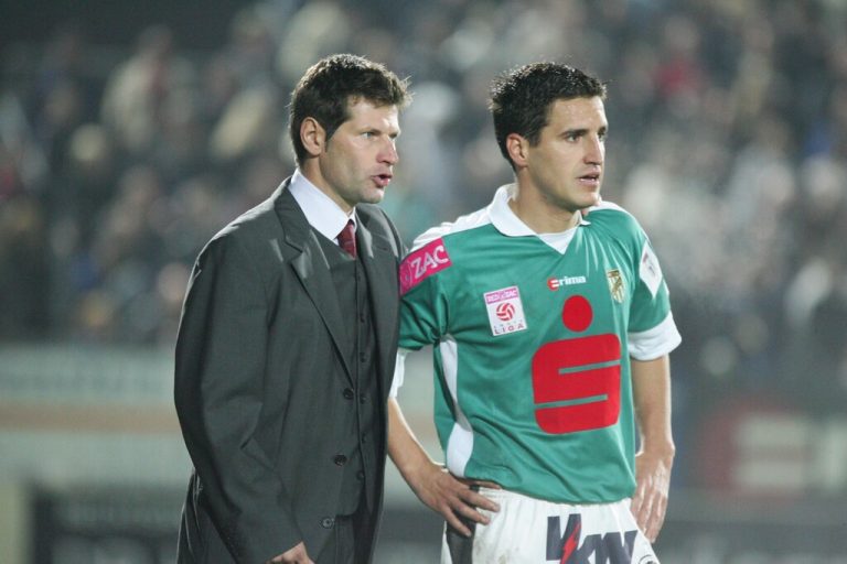 Andreas Heraf (l.) vor 19 Jahren als Lustenau-Trainer.