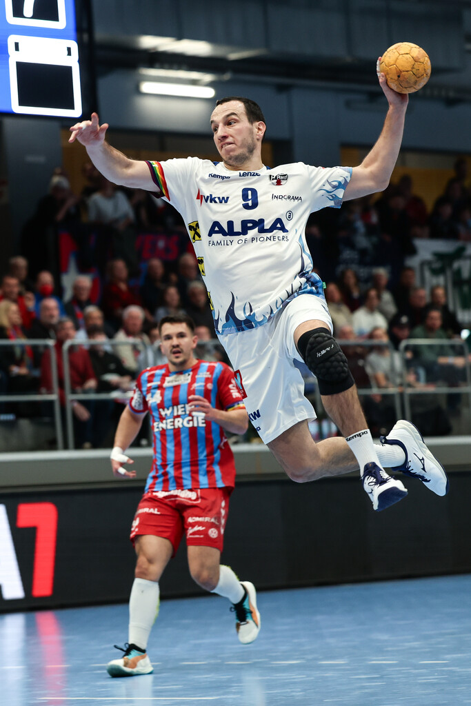 Bei Gastspiel in Thermenregion  in der Erfolgsspur bleiben