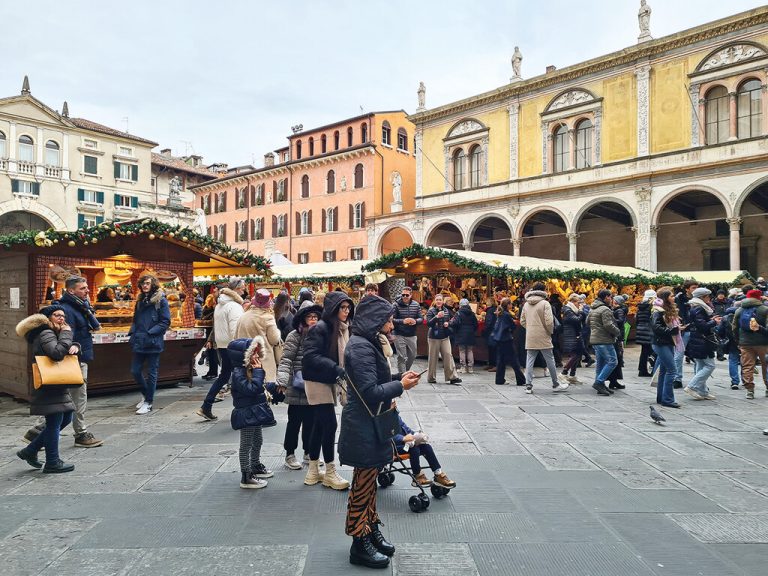 Auch in Verona herrscht weihnachtliche Stimmung.Laurence Feider