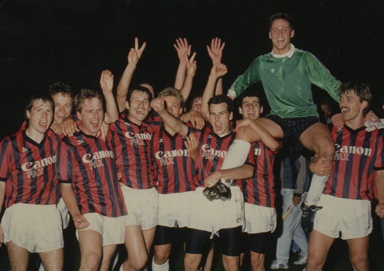 Legendäre Mannschaft: die Wolfurter Cupsieger von 1990, Wegscheider ganz links. <span class="copyright">Privat</span>