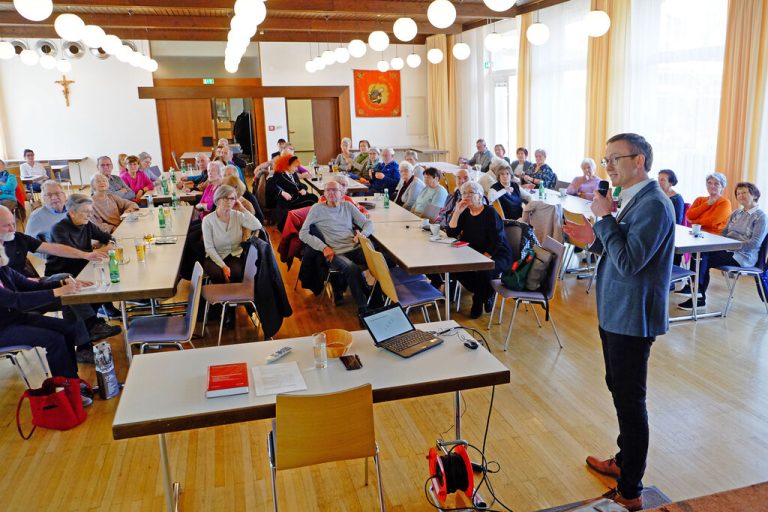 Der Vortrag von Dr. Dür stieß auf großes Interesse bei den Mitgliedern von Vorarlberg 50plus Dornbirn. 50plus Dornbirn