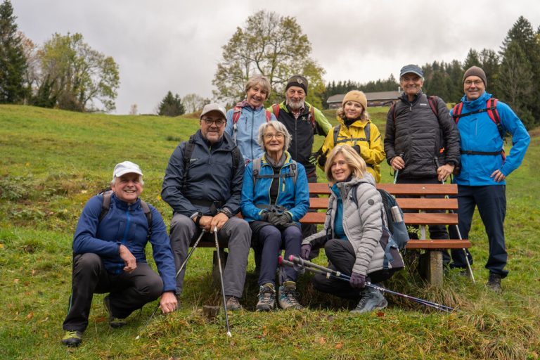 Die tapferen Wanderer trafen sich trotz widriger Wetterbedingungen zum Saisonabschluss. 50plus Höchst