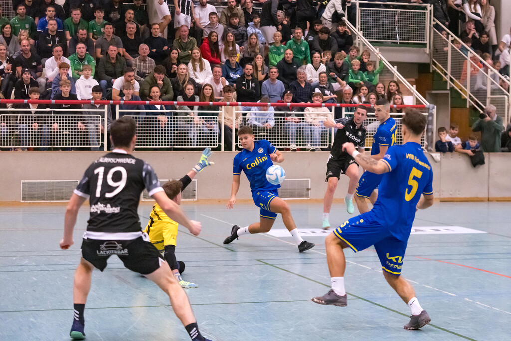 Die Favoriten sind weiter