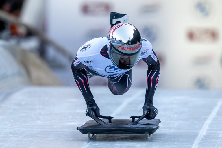 Janine Flock hofft, bis zum Heimweltcup wieder fit zu werden. GEPA
