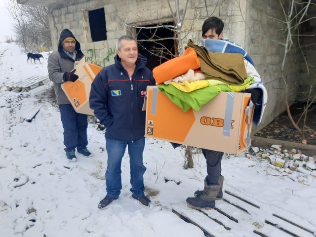 Petar Rosandic, Gründer von SOS Balkanroute, betont die Bedeutung der Spenden.