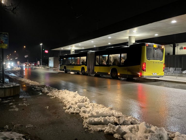 Beim Busfahren bei Tag und Nacht muss man sich bald wieder neue Nummern merken.