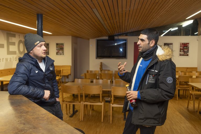 Es gibt viel zu reden zwischen Pascal und Samer. Die Ereignisse von damals haben beide nicht vergessen.