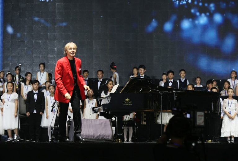 Richard Clayderman hat in seiner Karriere 2800 Konzerte auf fünf Kontinenten gespielt. AFP