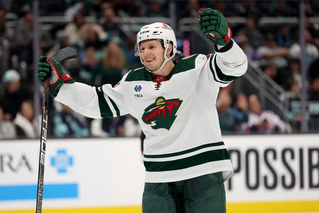 Rossi trifft bei Wild-Sieg