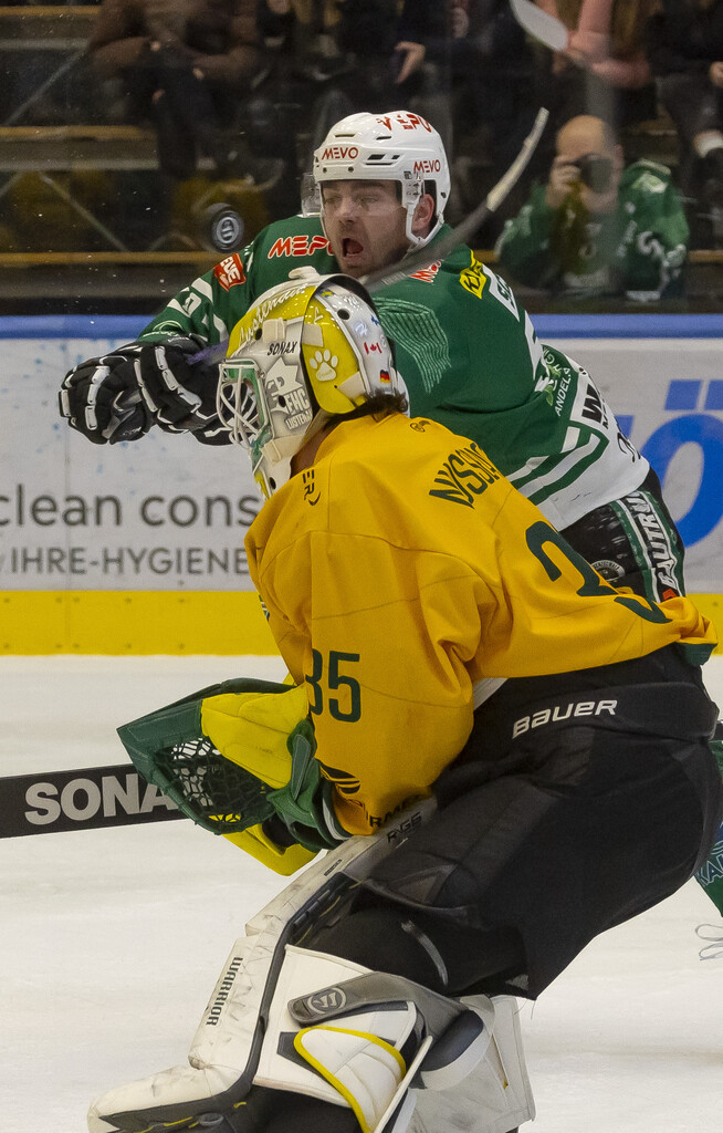 Schlögl erzielte spektakulär das 1:0.