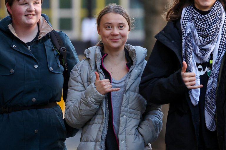 Thunberg bezichtigt Israel, den Staat des jüdischen Volks, des