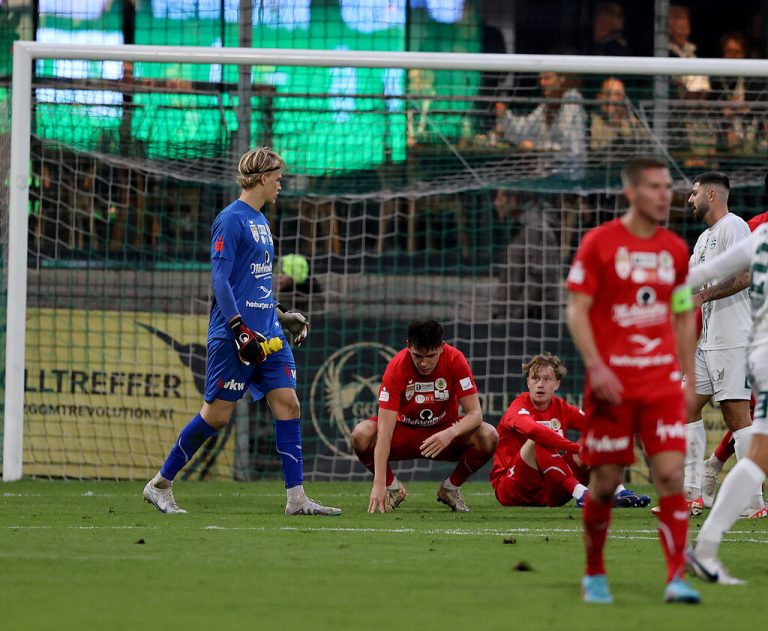 Wenig Grund zur Freude gab es zuletzt für die FCD-Spieler.Gepa