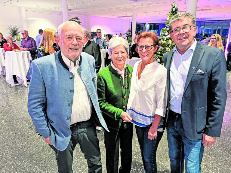 Wolfgang Burtscher (l.), Kristl Moosbrugger, Sabine Wolf und Wolfgang Rother freuten sich über den riesigen Erfolg. Franc