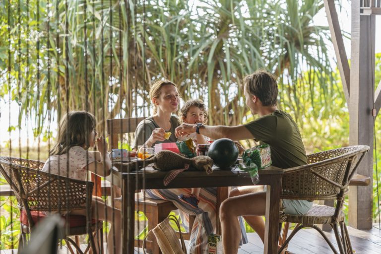 Der Film geht zurück auf die wahren Erlebnisse der Familie Küper, geschildert in dem Buch "Eine Million Minuten: Wie ich meiner Tochter einen Wunsch erfüllte und wir das Glück fanden".