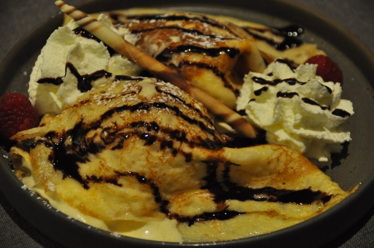 Palatschinken als Dessert