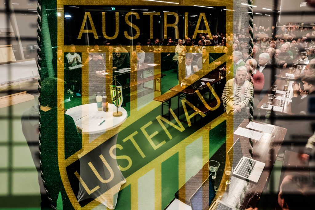 Darum suchte das AMS nach einem Profifußballer für die Austria