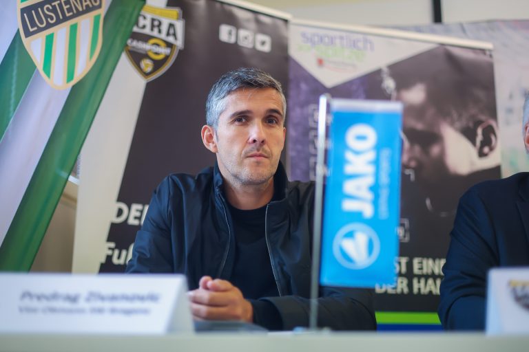SWB-Sportdirektor Predrag Zivanovic kämpft wie ein Löwe für seinen Verein. <span class="copyright">Steurer</span>