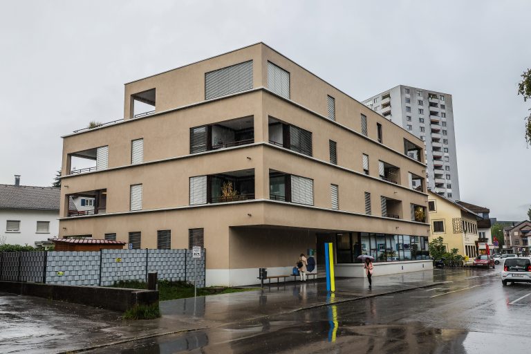 Im Oktober 2023 eröffnete in der Bregenzer Heldendankstraße die erste Primärversorgungseinheit Vorarlbergs. <span class="copyright">VN/Philipp Steurer</span>
