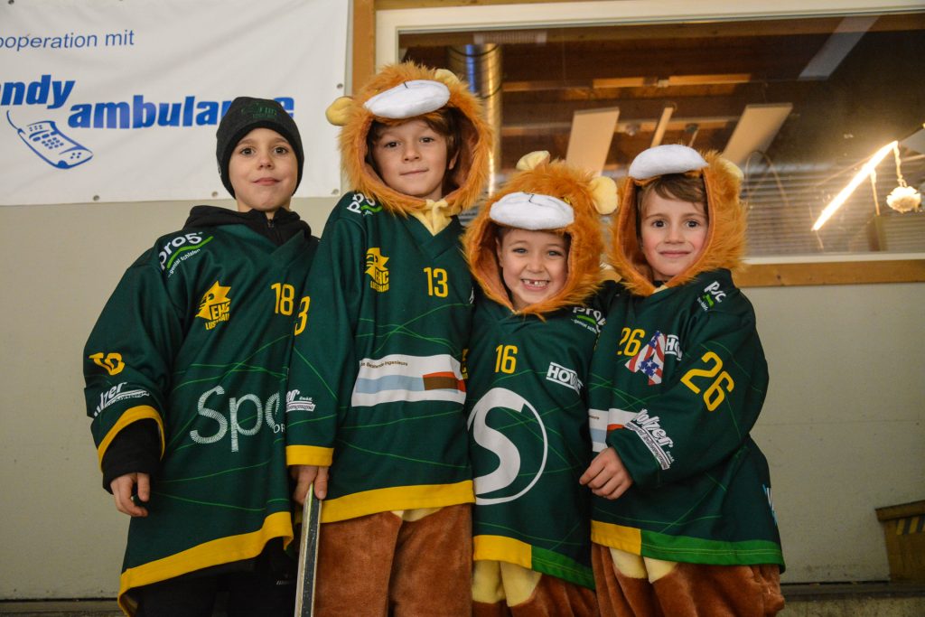 Internationale Jagd nach dem Puck in Lustenau