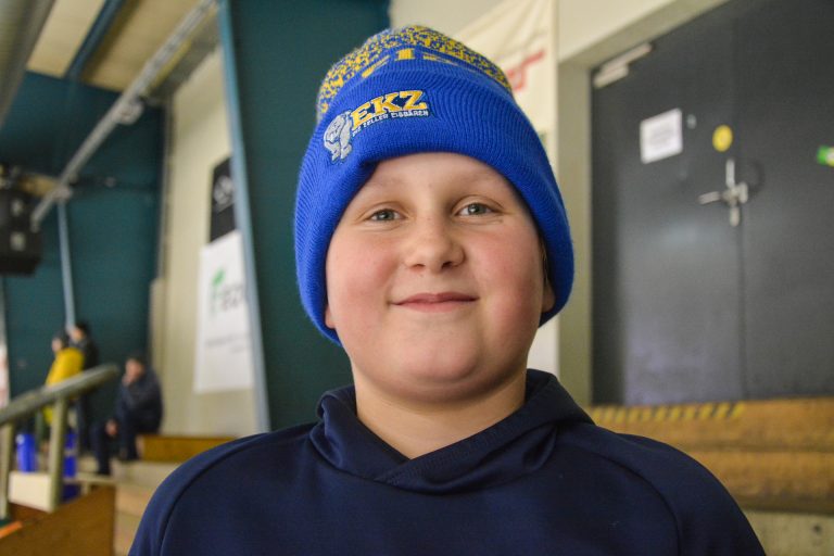 „Es sind ein paar sehr gute Mannschaften dabei. Und auch die anderen Spieler sind cool. Das Niveau beim Turnier ist hoch. Ich bin gespannt, wie wir abschneiden werden.“ Bastian Pichler (10), EK Zell am See