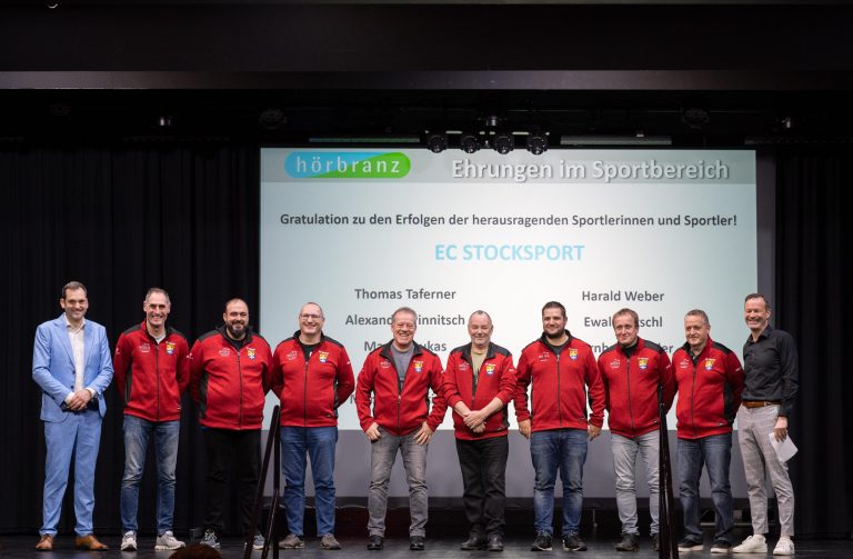 Neujahrsempfang Hörbranz 2024: Ehrung für das Team des EC Stocksports.