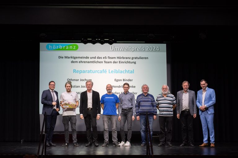 Der Umweltpreis der Marktgemeinde sowie des örtlichen e5-Teams ging an die Einrichtung Reparaturcafé Leiblachtal.