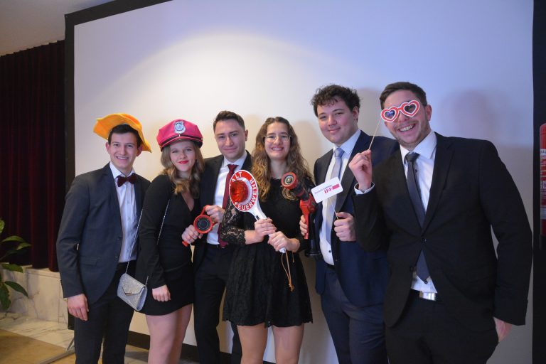 Für viele Lacher sorgte die Photobox.