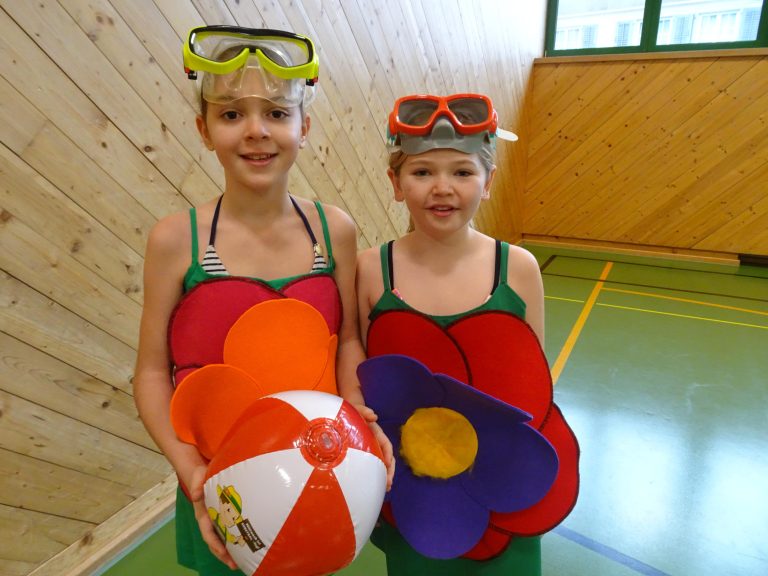 Marielena und Rosa sind die "Summer-girls". 