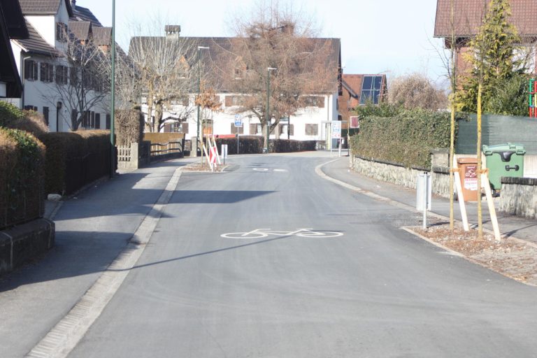 In der neuen Fahrradstraße gilt Tempo 30 und Radfahrer dürfen auch nebeneinander fahren.