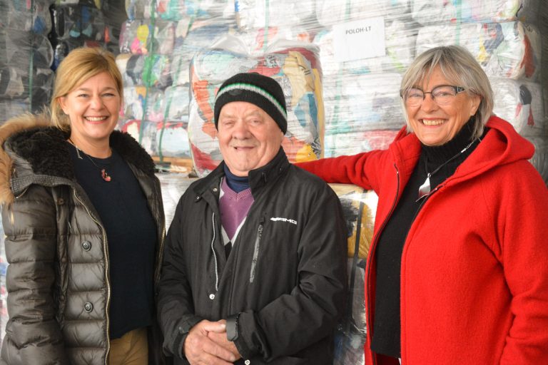 Ihre Herzen schlagen für Stoffreste: Nicole Fröwis, Richard König und Veronika Sperger.