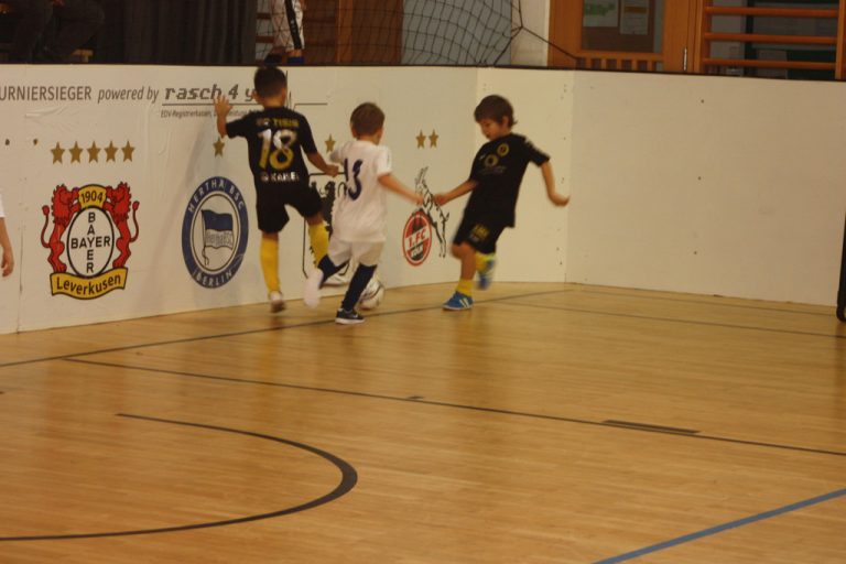 Siebzehn U-10-Mannschaften bilden am Sonntag, den 28. Jänner den Abschluss des Turniers.