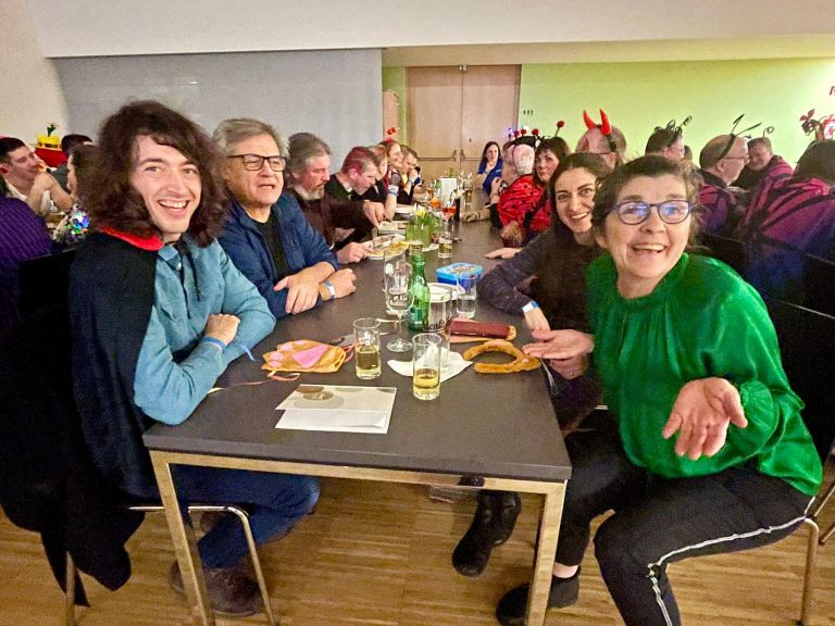 Alle Jungen und jung Gebliebenen hatten auf dem Ringerball des KSV Götzis viel Spaß.